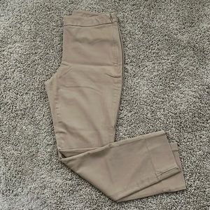 1901 pant with side zipper and ankle slits